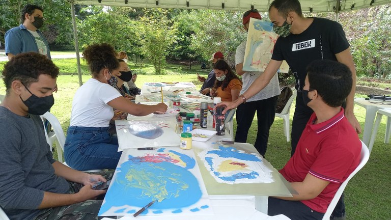 oficina de arte sustentável.jpeg